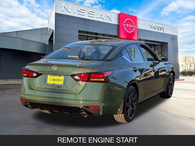 2025 Nissan Altima SR 2025 Nissan Altima SR