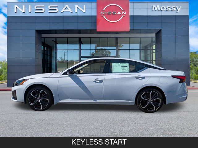 2025 Nissan Altima SR 2025 Nissan Altima SR