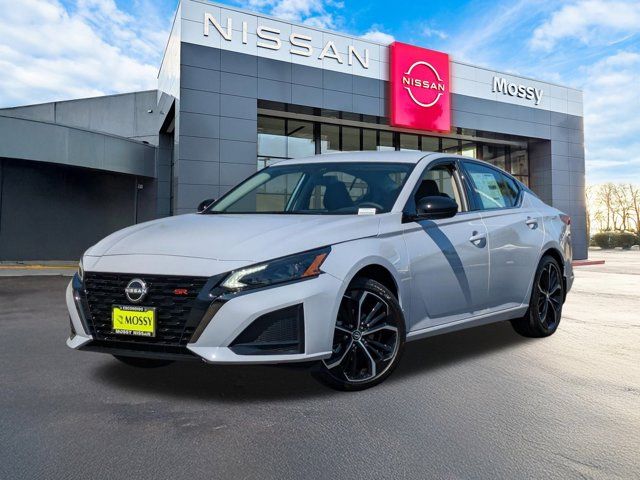2025 Nissan Altima SR 2025 Nissan Altima SR