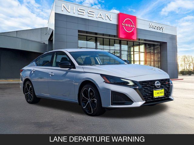 2025 Nissan Altima SR 2025 Nissan Altima SR