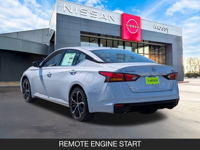 2025 Nissan Altima SR 2025 Nissan Altima SR