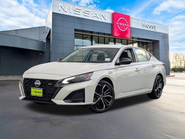 2025 Nissan Altima SR 2025 Nissan Altima SR