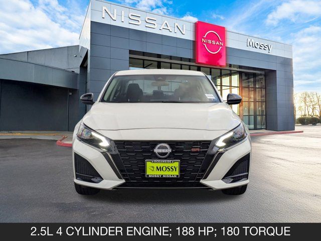 2025 Nissan Altima SR 2025 Nissan Altima SR