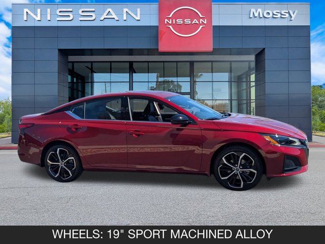 2025 Nissan Altima SR 2025 Nissan Altima SR