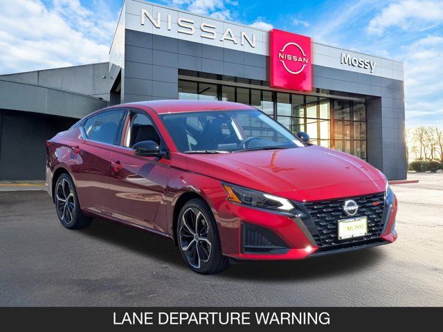 2025 Nissan Altima SR 2025 Nissan Altima SR