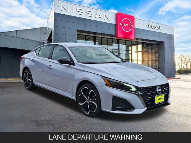 2025 Nissan Altima SR 2025 Nissan Altima SR