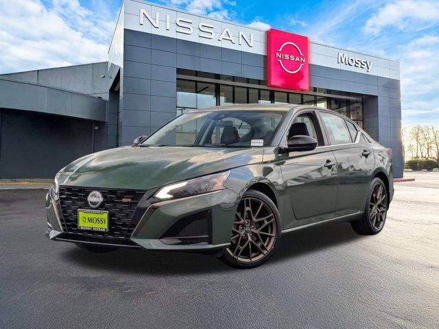 2025 Nissan Altima SR 2025 Nissan Altima SR