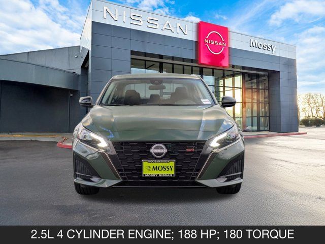 2025 Nissan Altima SR 2025 Nissan Altima SR