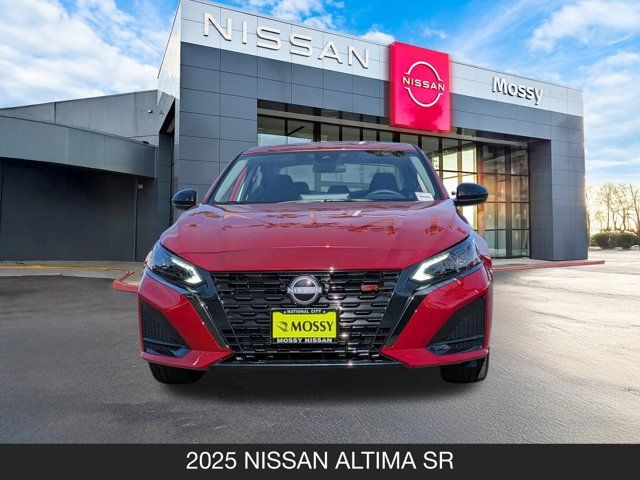 2025 Nissan Altima SR