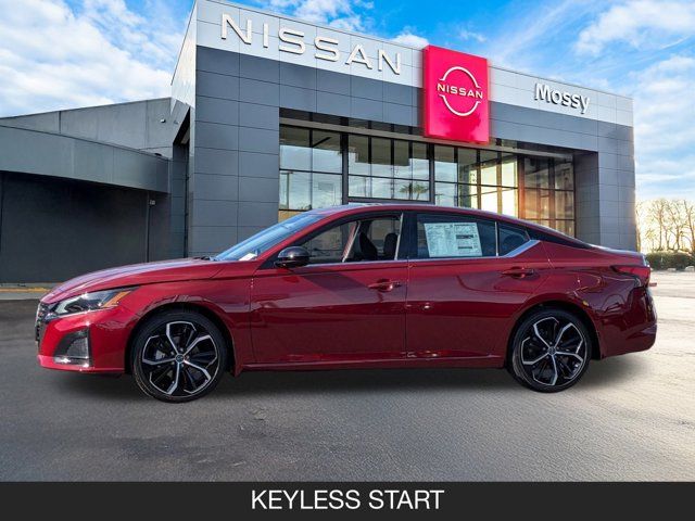 2025 Nissan Altima SR