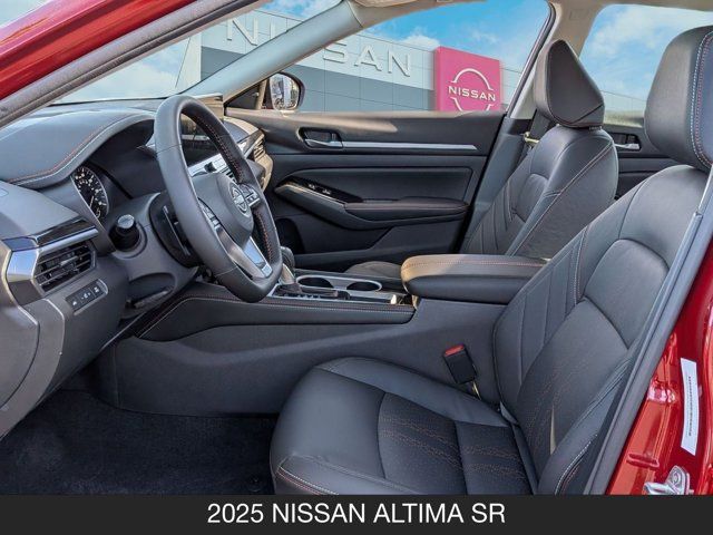 2025 Nissan Altima SR