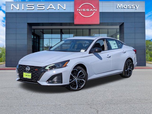 2025 Nissan Altima SR 2025 Nissan Altima SR