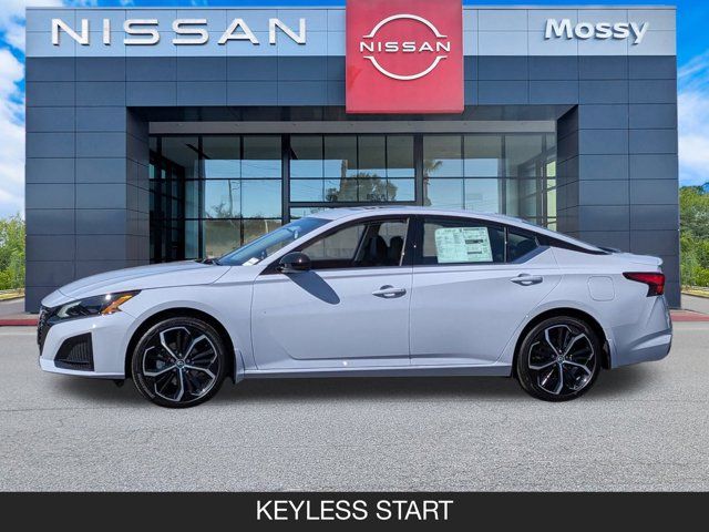 2025 Nissan Altima SR 2025 Nissan Altima SR