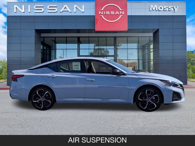 2025 Nissan Altima SR 2025 Nissan Altima SR