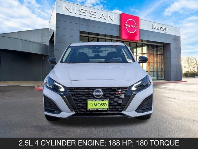 2025 Nissan Altima SR 2025 Nissan Altima SR