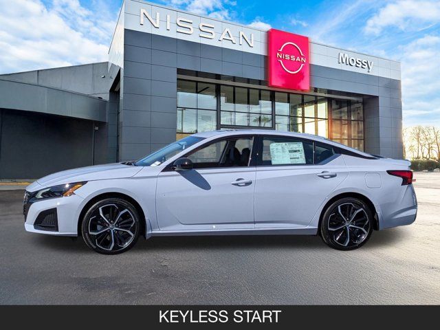 2025 Nissan Altima SR 2025 Nissan Altima SR