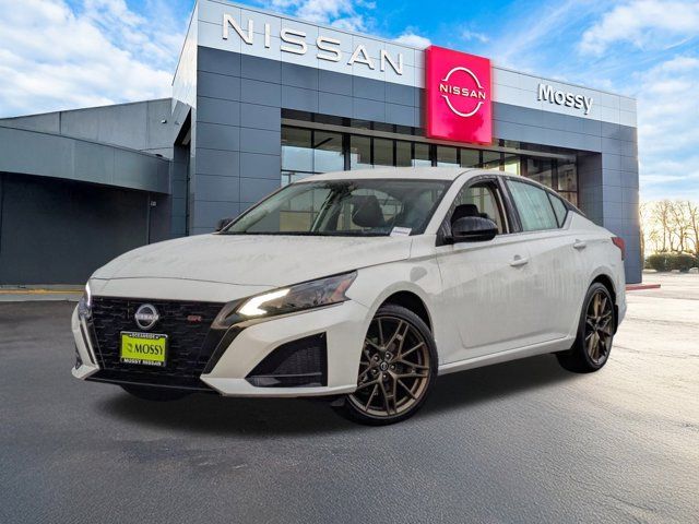 2025 Nissan Altima SR 2025 Nissan Altima SR