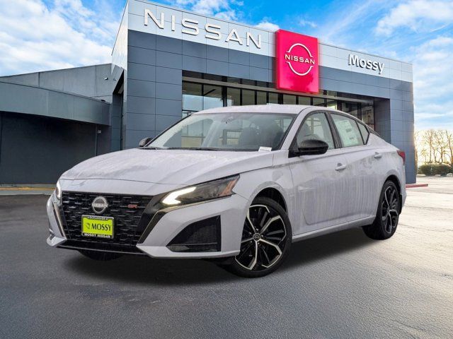2025 Nissan Altima SR 2025 Nissan Altima SR
