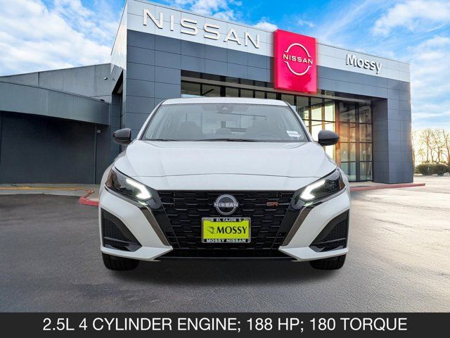 2025 Nissan Altima SR 2025 Nissan Altima SR