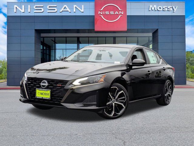 2025 Nissan Altima SR 2025 Nissan Altima SR