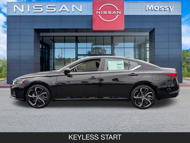 2025 Nissan Altima SR 2025 Nissan Altima SR