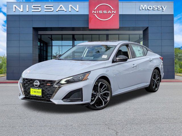 2025 Nissan Altima SR 2025 Nissan Altima SR