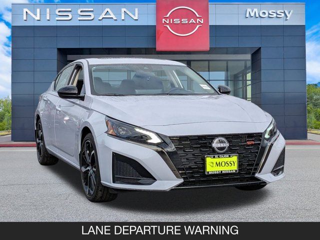 2025 Nissan Altima SR 2025 Nissan Altima SR