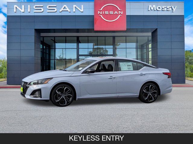 2025 Nissan Altima SR 2025 Nissan Altima SR