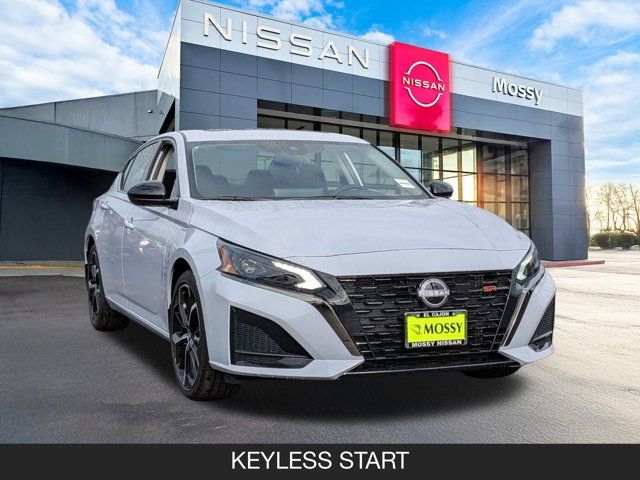 2025 Nissan Altima SR