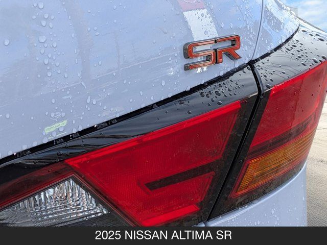 2025 Nissan Altima SR