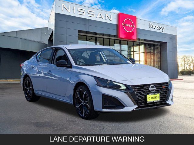 2025 Nissan Altima SR 2025 Nissan Altima SR