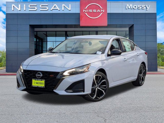 2025 Nissan Altima SR 2025 Nissan Altima SR