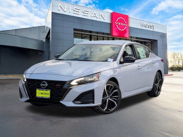2025 Nissan Altima SR 2025 Nissan Altima SR