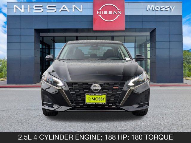2025 Nissan Altima SR 2025 Nissan Altima SR