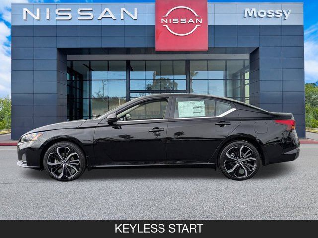 2025 Nissan Altima SR 2025 Nissan Altima SR