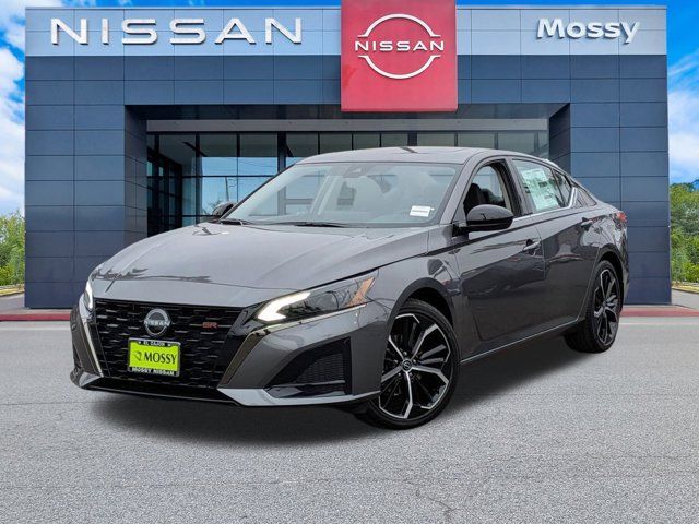 2025 Nissan Altima SR 2025 Nissan Altima SR