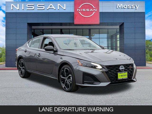 2025 Nissan Altima SR 2025 Nissan Altima SR