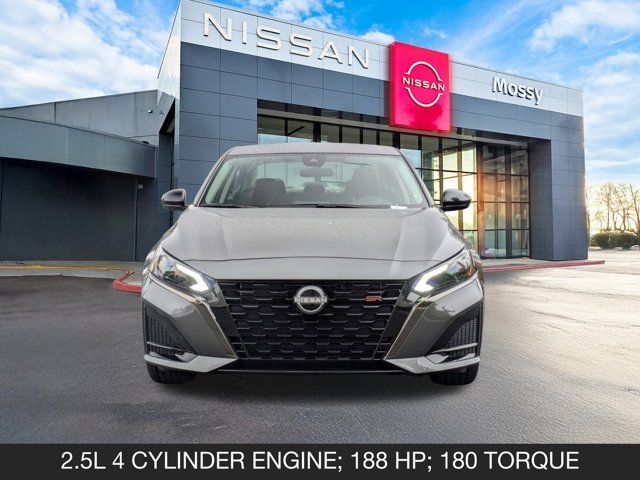 2025 Nissan Altima SR 2025 Nissan Altima SR