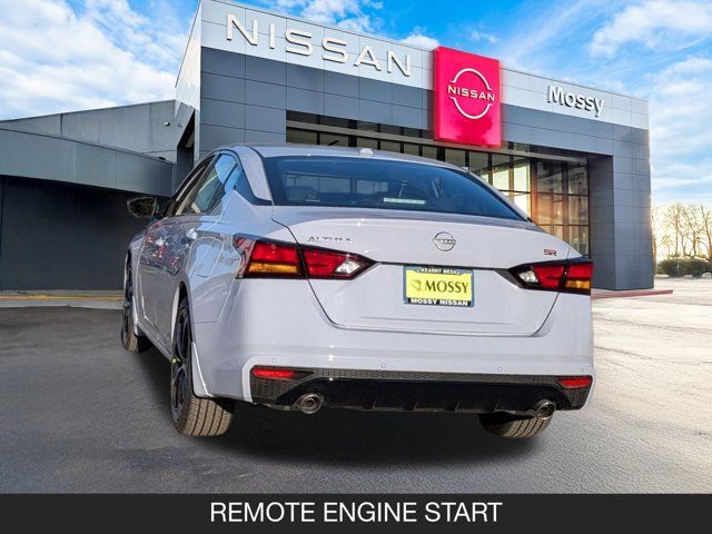 2025 Nissan Altima SR 2025 Nissan Altima SR