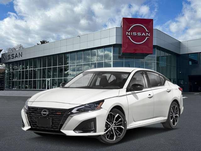 2025 Nissan Altima SR