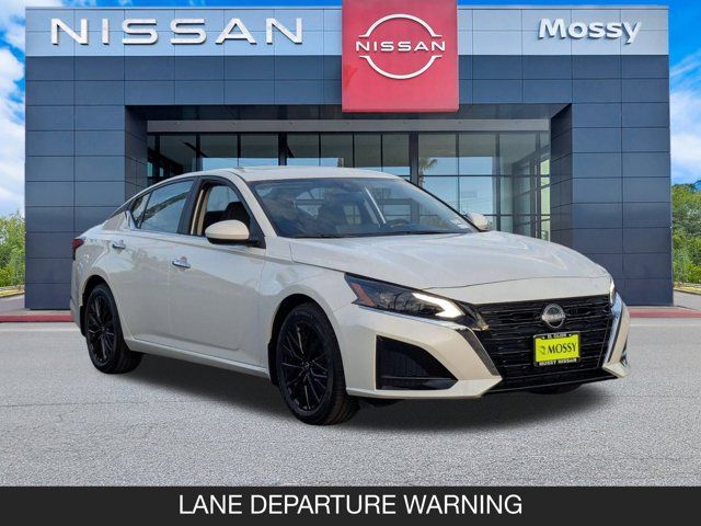 2025 Nissan Altima SV 2025 Nissan Altima SV