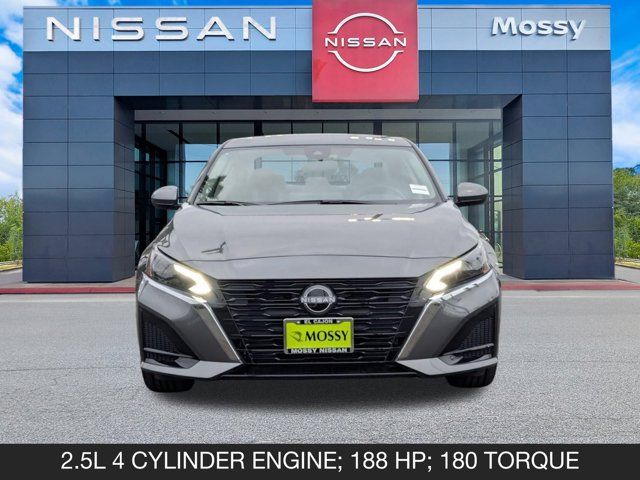 2025 Nissan Altima SV 2025 Nissan Altima SV