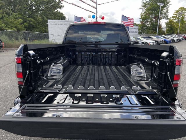 2025 Nissan Frontier King Cab 4x2 SV