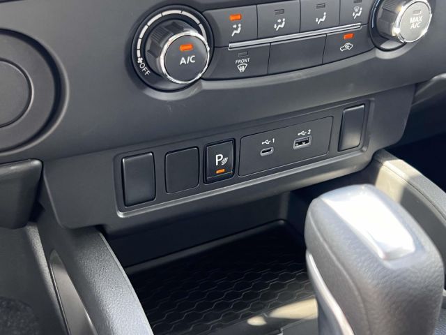 2025 Nissan Frontier King Cab 4x2 SV