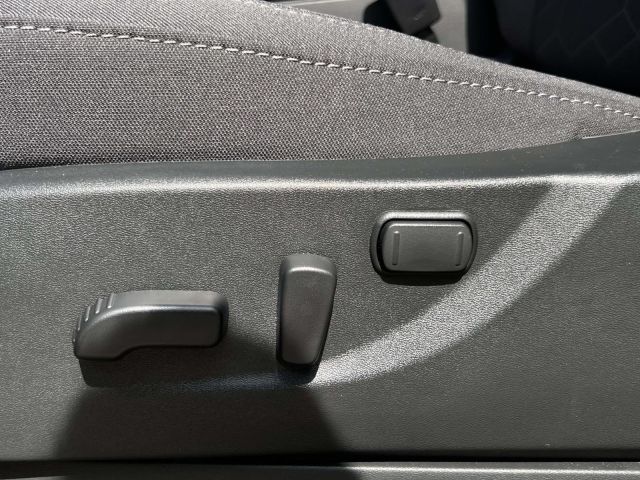 2025 Nissan Frontier King Cab 4x2 SV