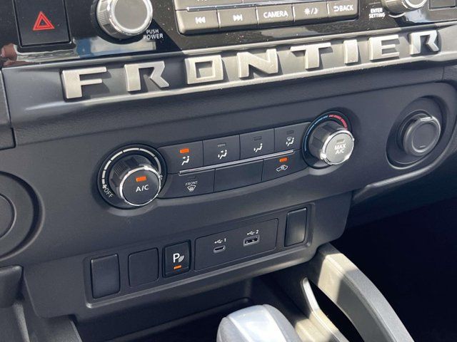 2025 Nissan Frontier SV