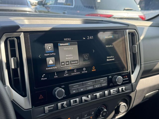 2025 Nissan Frontier SV