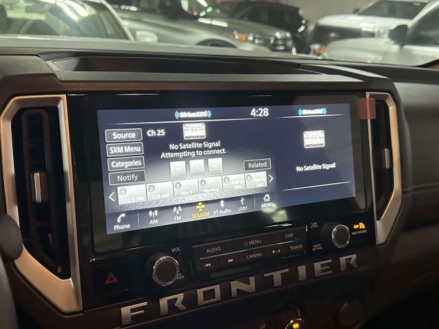 2025 Nissan Frontier SV