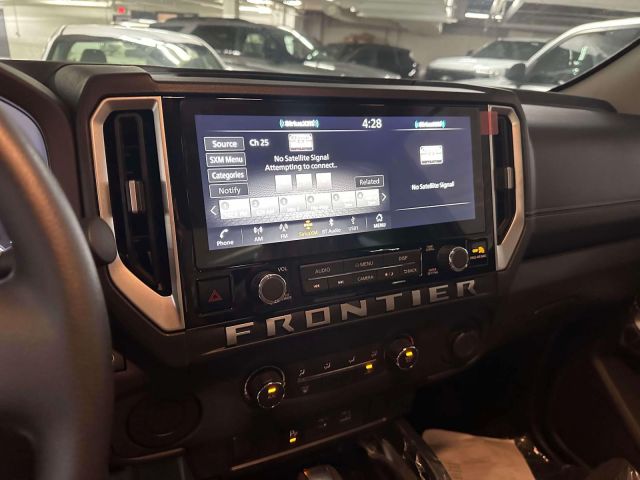 2025 Nissan Frontier SV