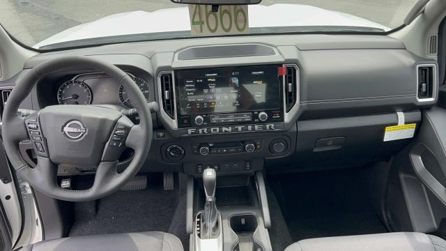 2025 Nissan Frontier King Cab 4x4 SV 2025 Nissan Frontier King Cab 4x4 SV